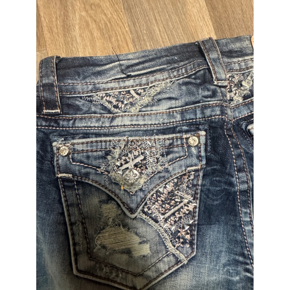 Miss Me Signature Slim Bootcut Embellished Jeans Medium Wash Size 30 Rhinestone - Picture 3 of 11